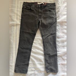 Men's pants, the sizes and brand are in the photos.